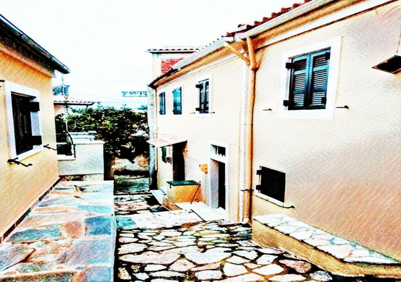 Country Traditional House In Corfu Village, Greece Sinarádes Zewnętrze zdjęcie